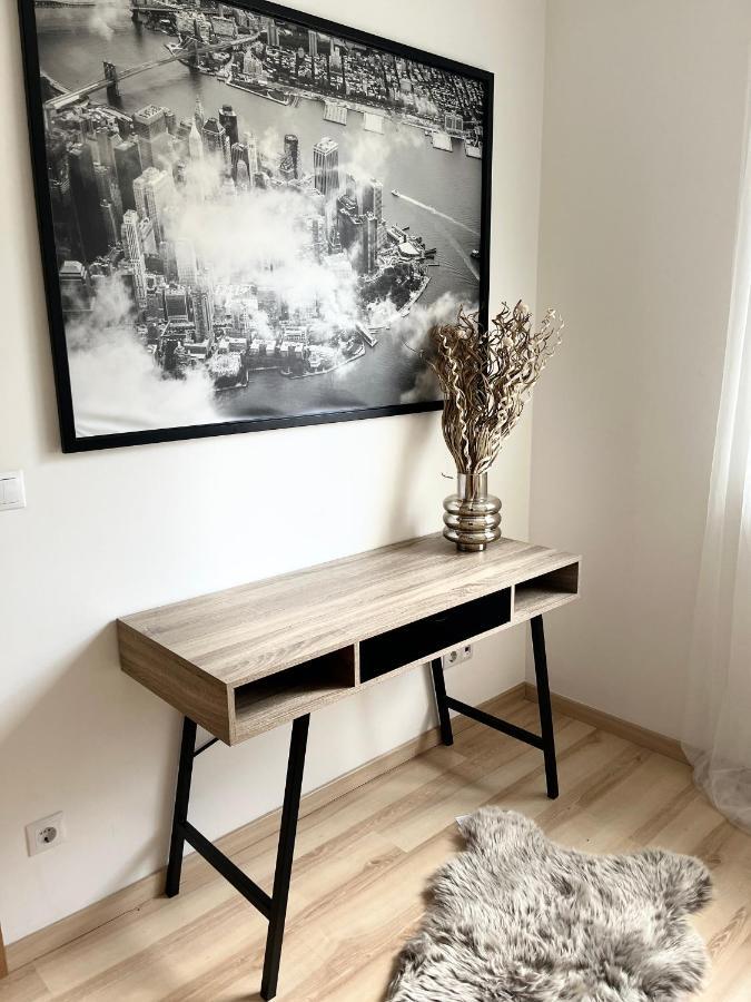Apartament Corvin Promenade Crystal Budapeszt Zewnętrze zdjęcie