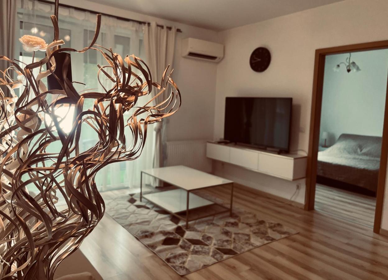 Apartament Corvin Promenade Crystal Budapeszt Zewnętrze zdjęcie