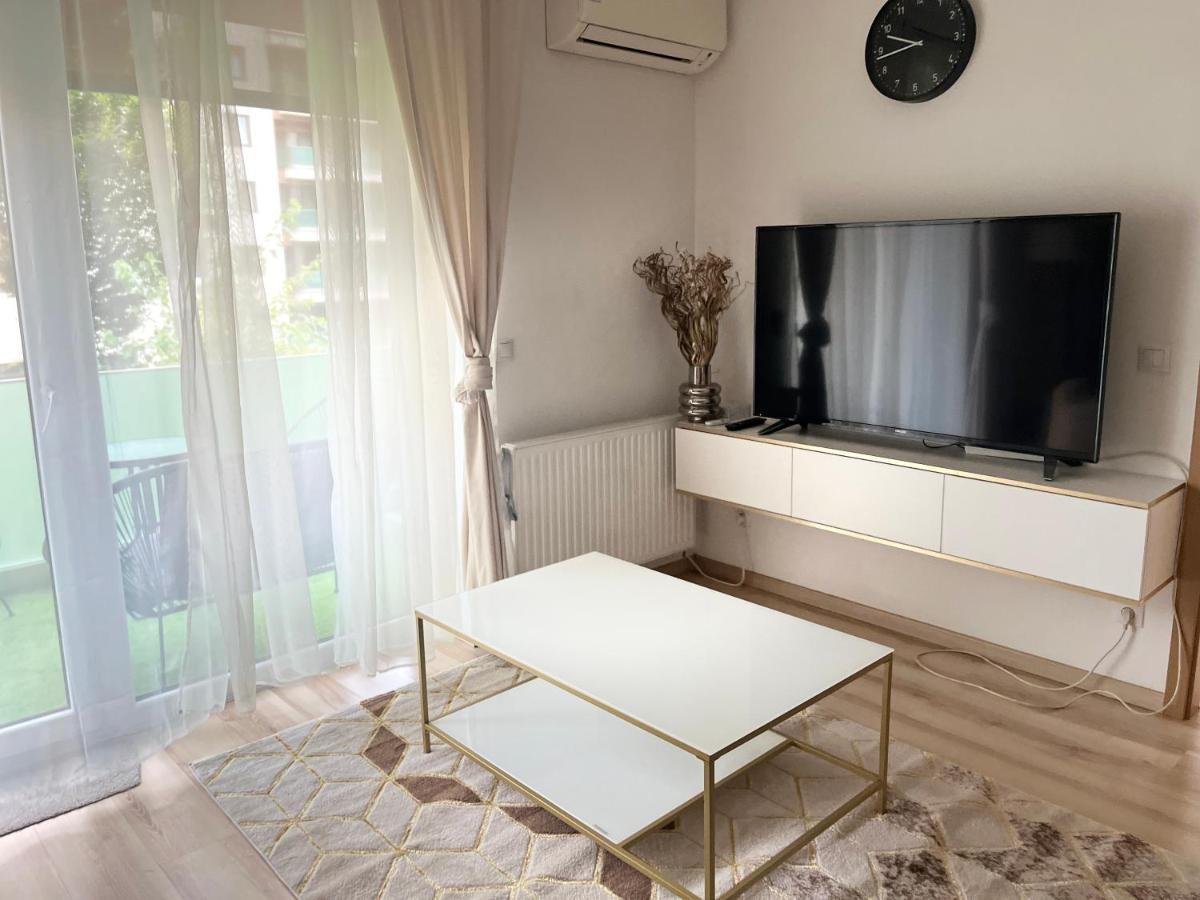 Apartament Corvin Promenade Crystal Budapeszt Zewnętrze zdjęcie